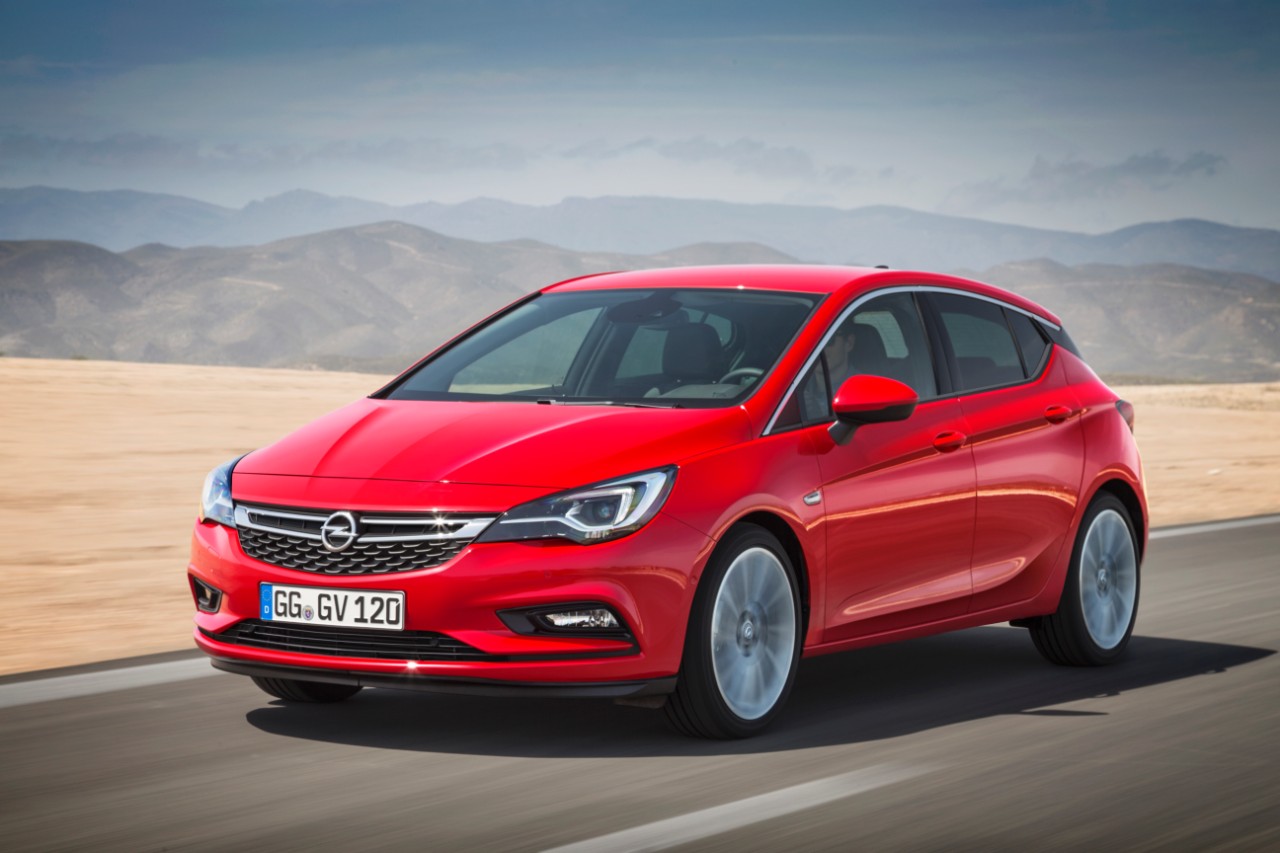 2023 İnceleme: Yeni Opel Astra Alınır mı? Nasıl Araba? Yakıt Tüketimi, Yorumlar, Özellikler