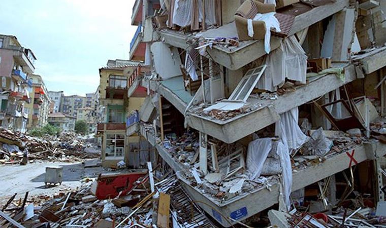 Diyarbakır’da Deprem! Sosyal Medyada Bakın Kim Ne Dedi?